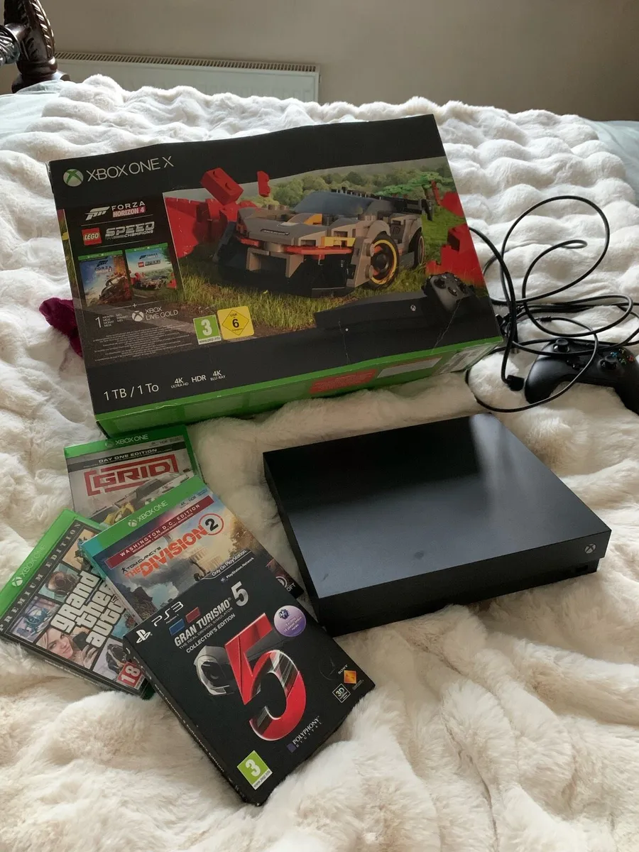 XBOX ONE X - Image 1