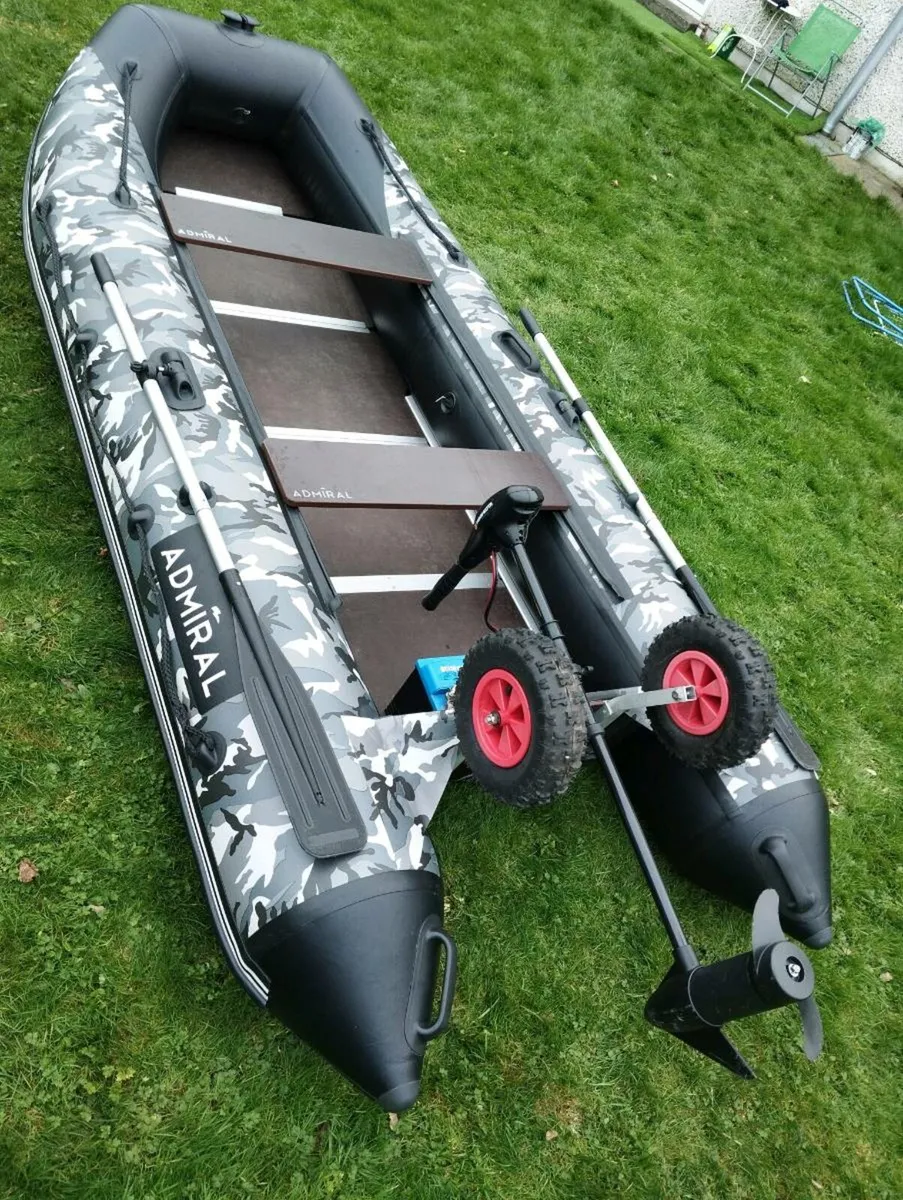 Inflatable boat - Image 1