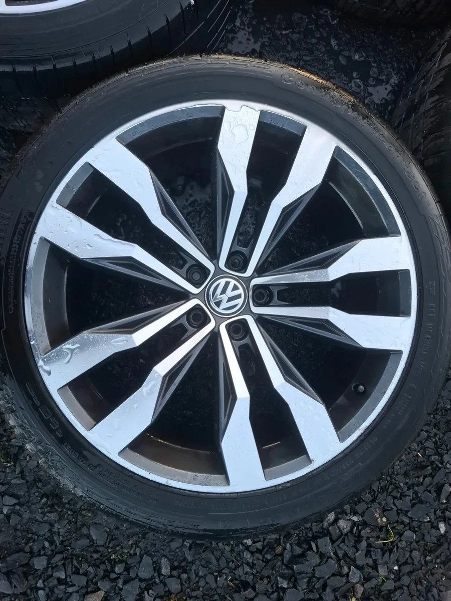 20" Genuine Vw Tiguan Alloys with tyres - Image 2