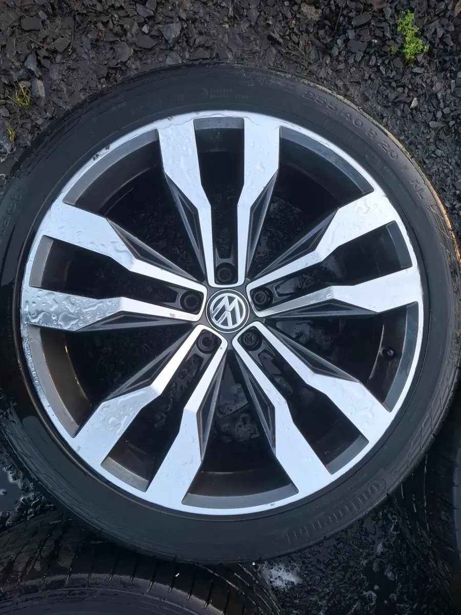 20" Genuine Vw Tiguan Alloys with tyres - Image 3
