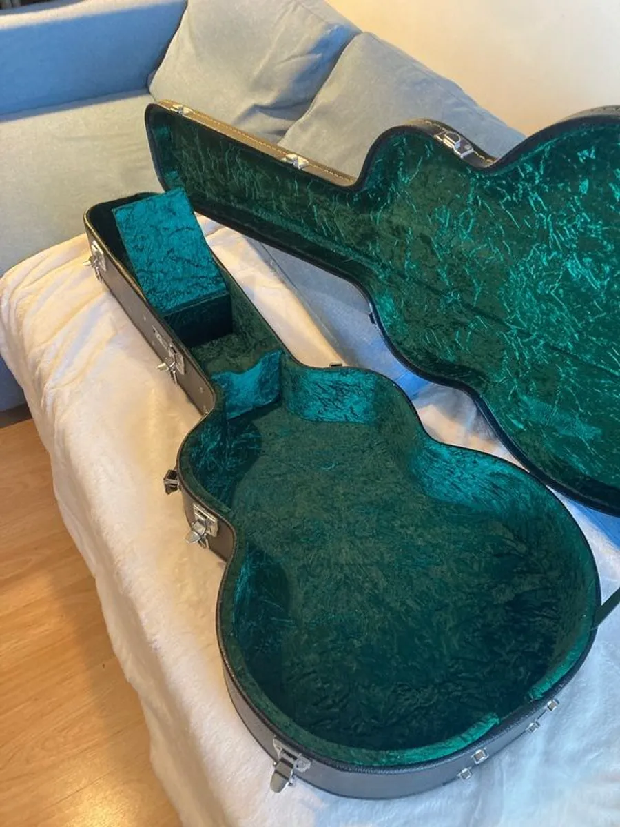 hard case TGI brand - Image 1