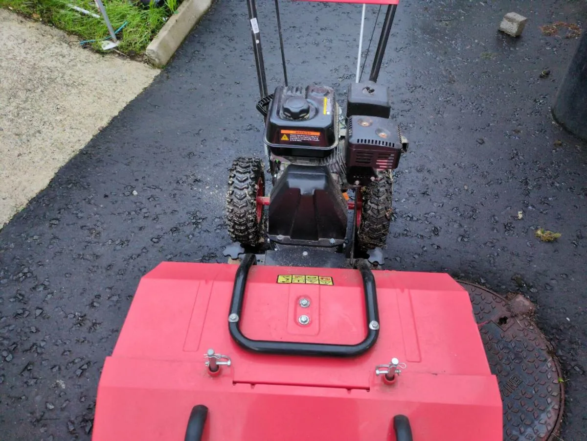 Victor walkbehind road sweeper petrol - Image 2