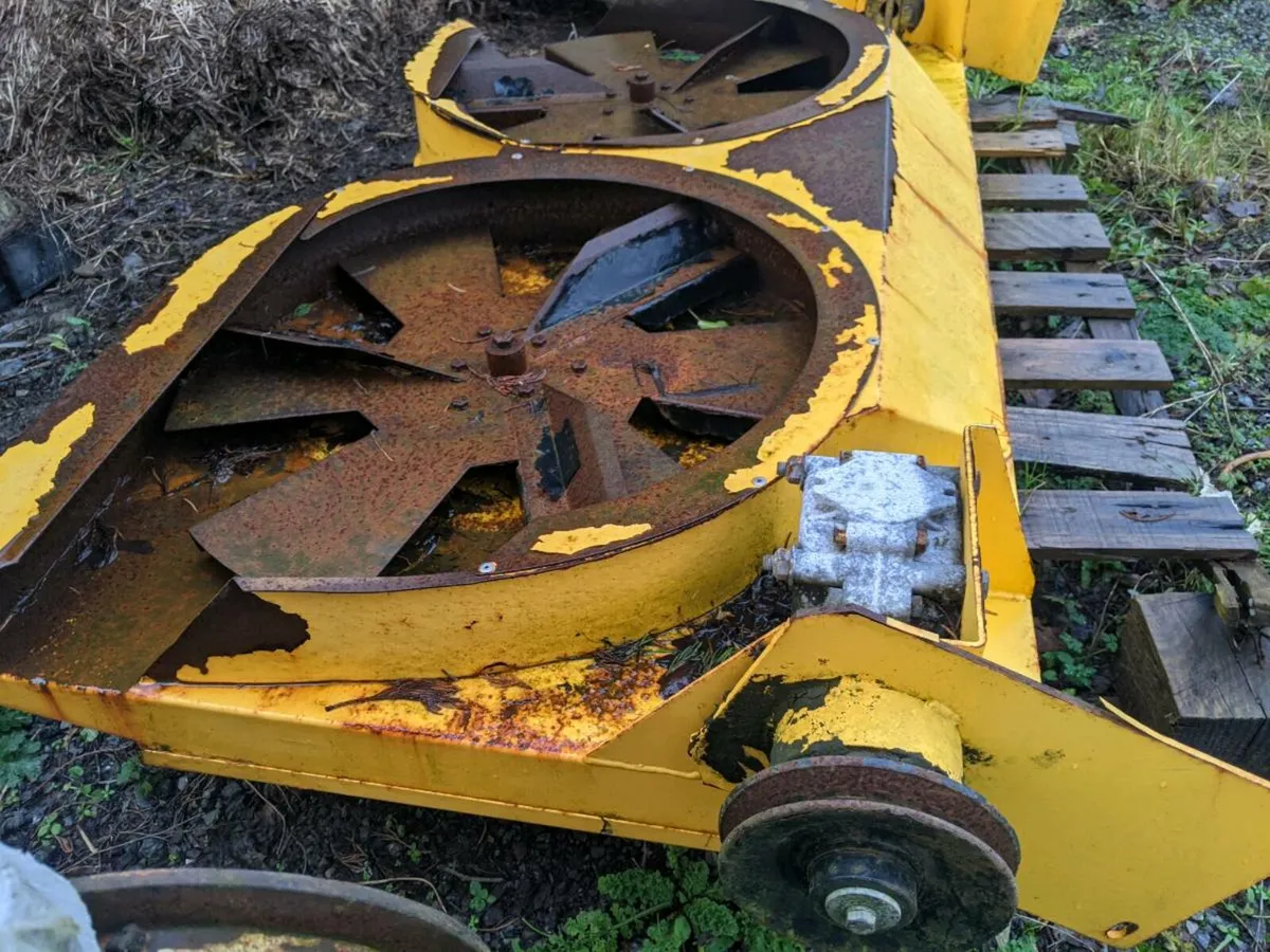 Miscellaneous combine harvester parts - Image 4