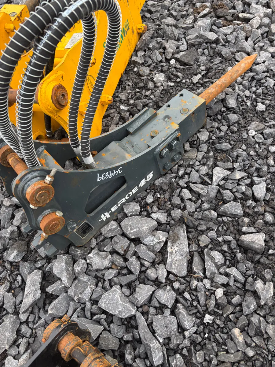 Unused Heroe Rock breaker to suit 1-3t digger - Image 2