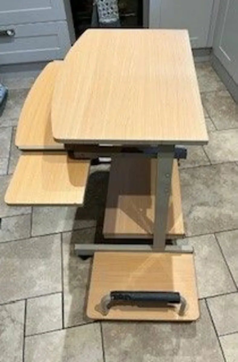 Computer Desk - Image 2