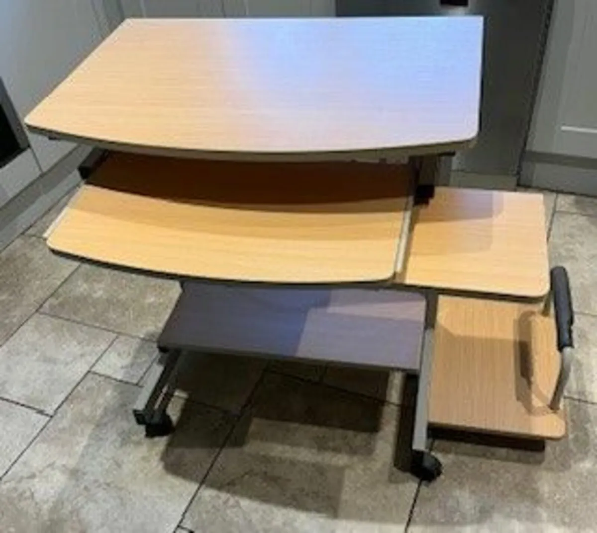 Computer Desk - Image 1