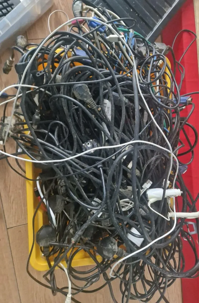 Sale  Desktop PC computer cables keyboard mouse - Image 2