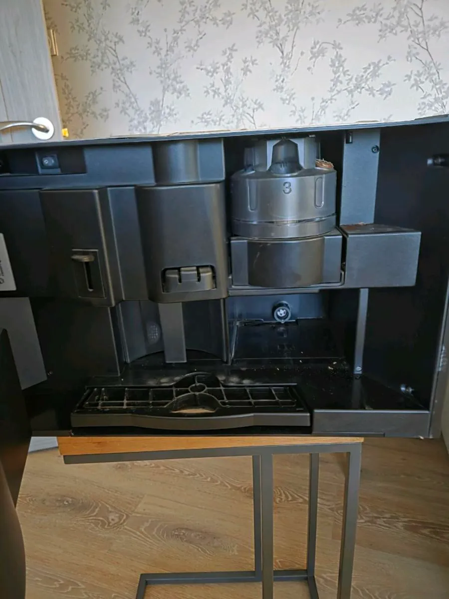 Coffee machine - Image 2