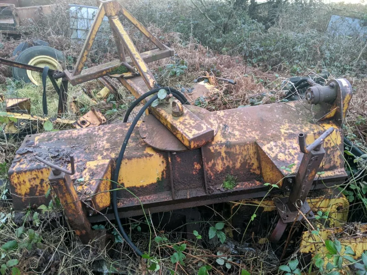 Road sweeper - Image 2