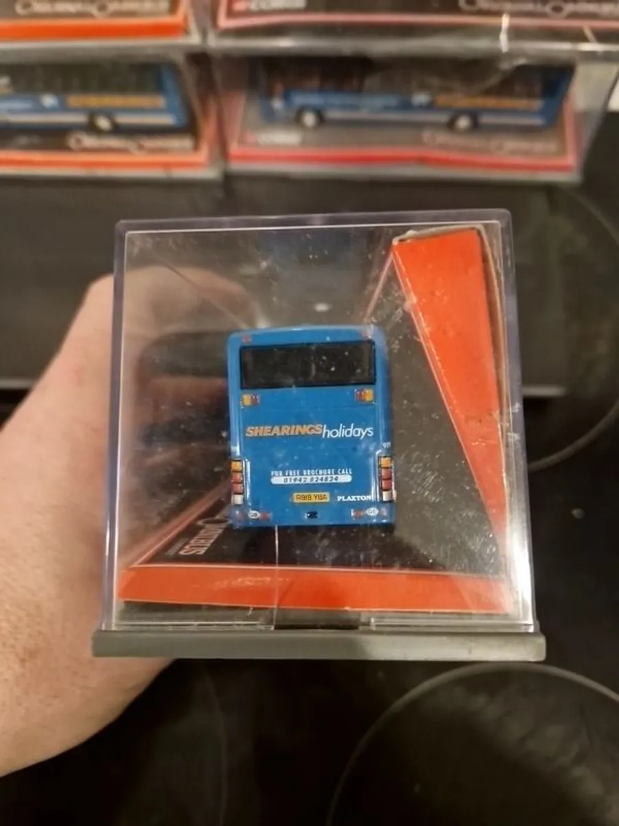 corgi shearings 5 x coaches 1/76 scale volvo - Image 4