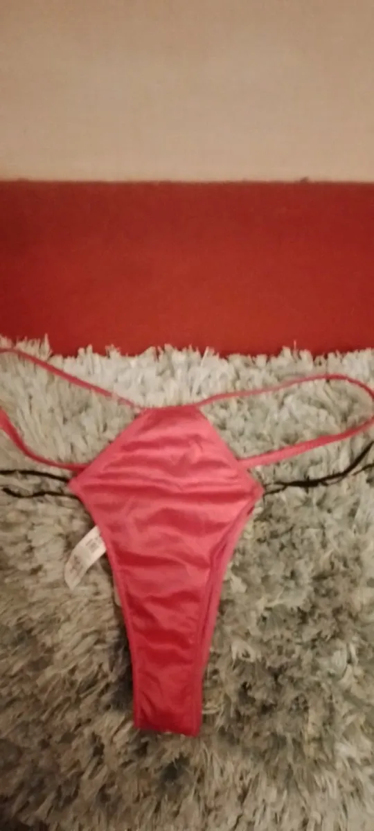 Crossdresser? Leatherlook.. silicone bra fillers.. - Image 3