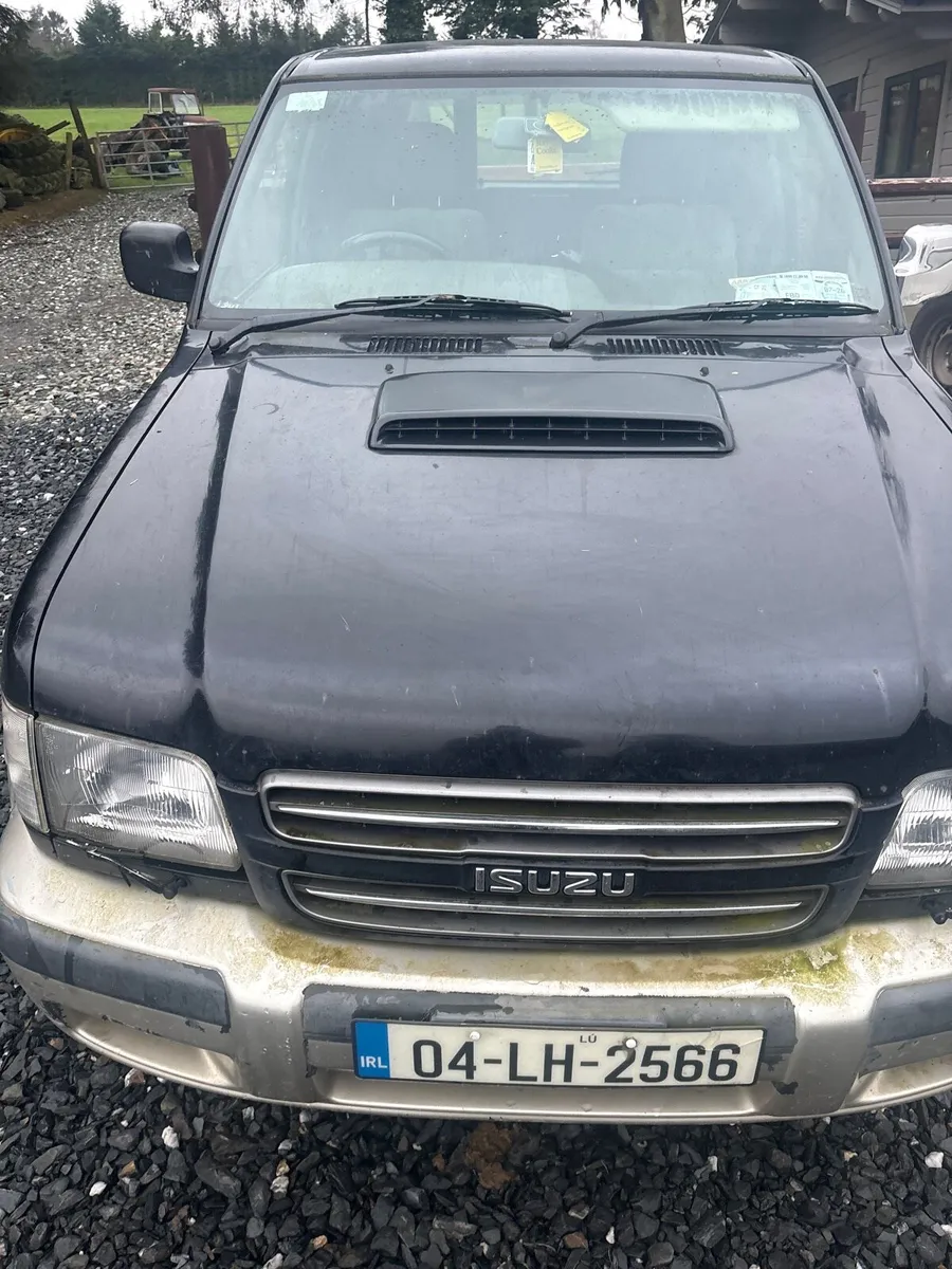 Isuzu trooper 3.1 - Image 2