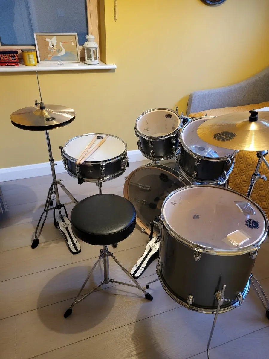 Mapex Venus 22'' 5pc Drum Kit (like NEW) - Image 2