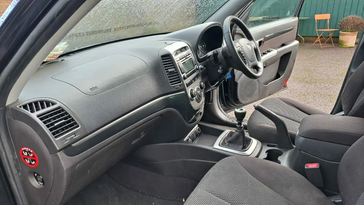 Hyundai santa fe comercial, 4x4 - Image 4