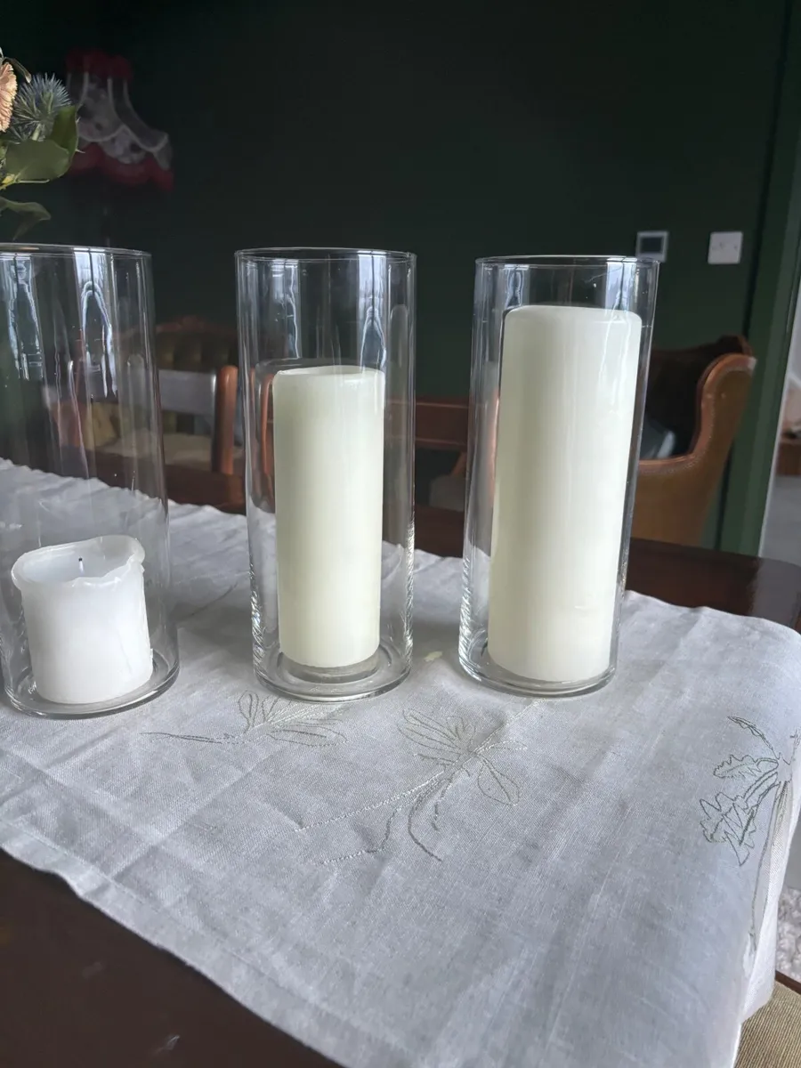 Hurricane vases and pillar candles - Image 3