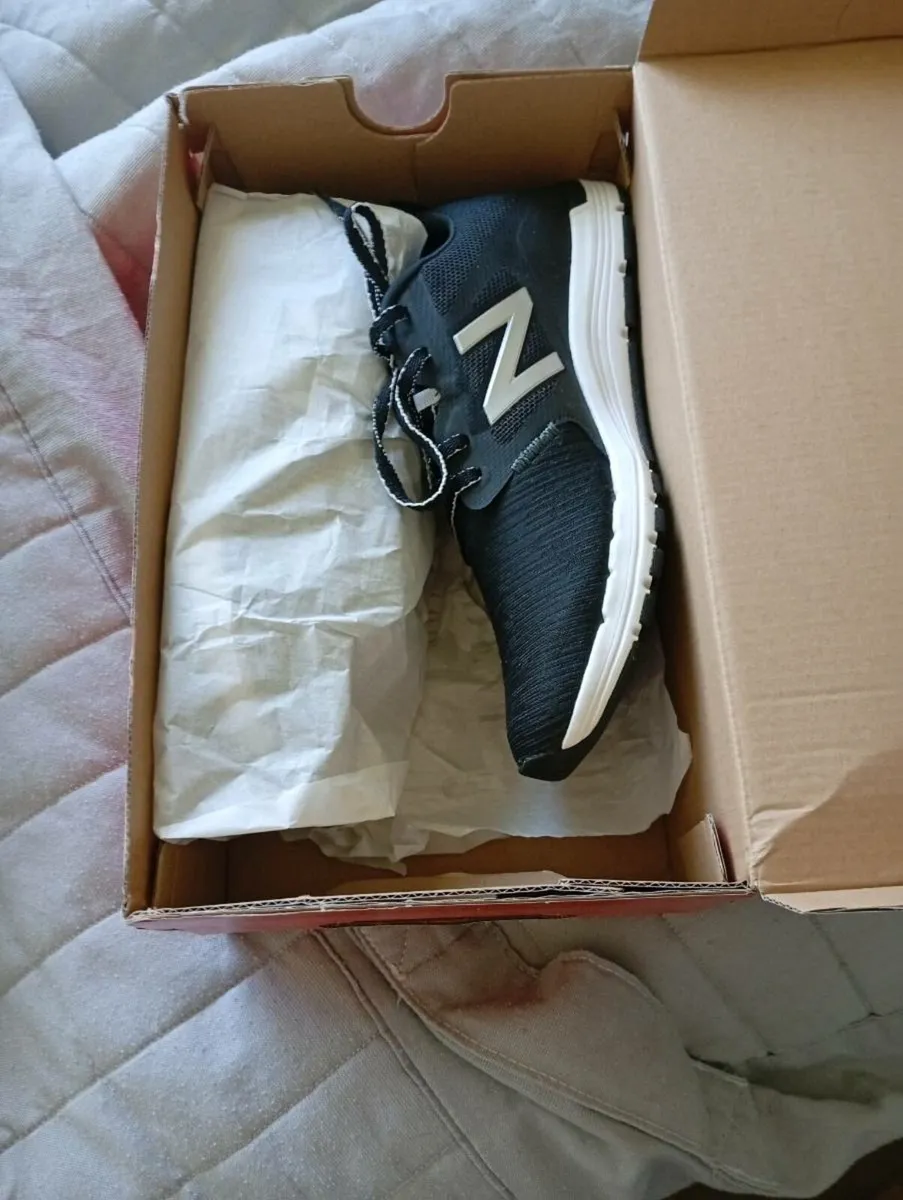 New Balance ladies runners. - Image 1