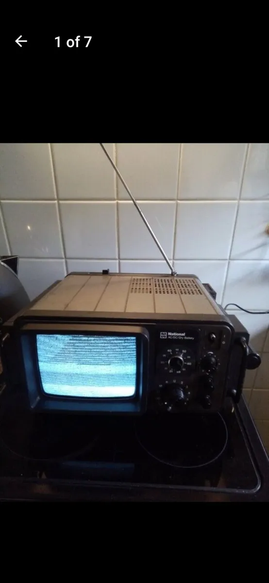 Vintage Portable TV Mains/Battery - Image 1
