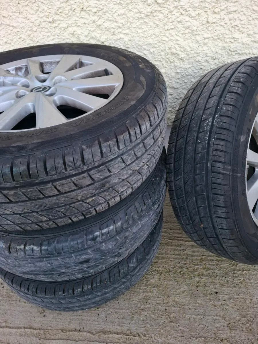 4 tyres & alloys 225/65R 17 - Image 2