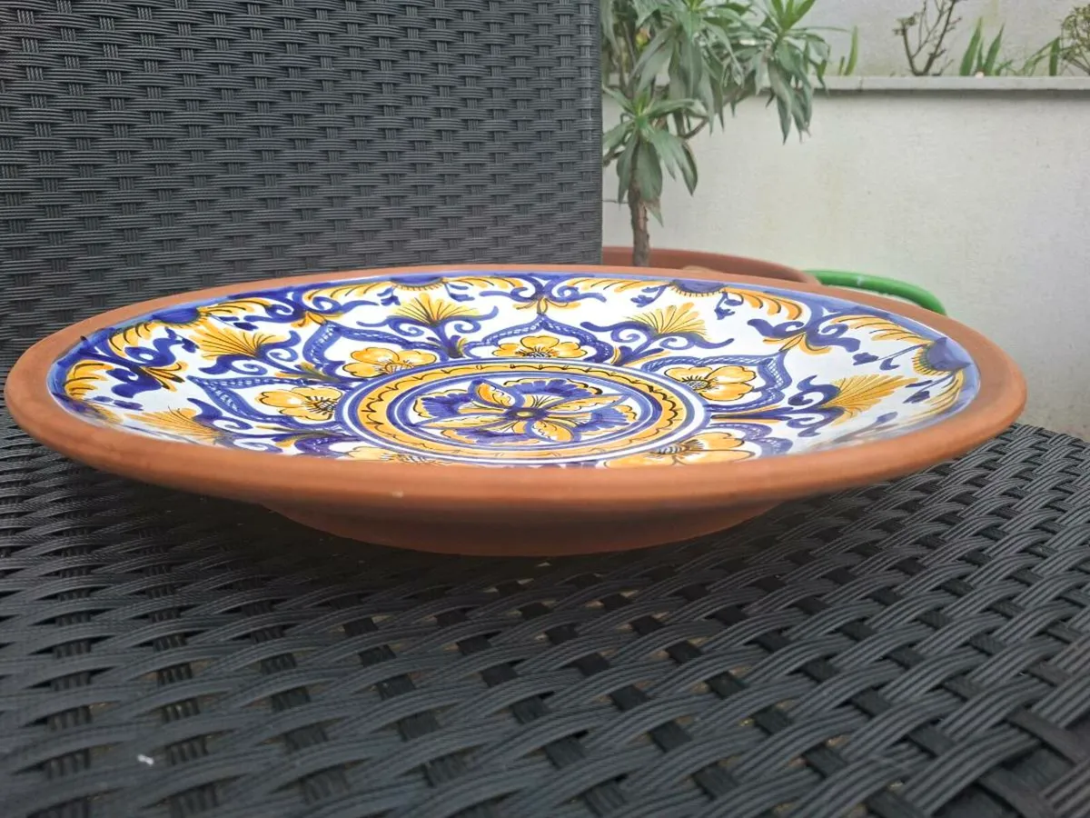 Hand-painted Italian Ceramic Plate - Image 3