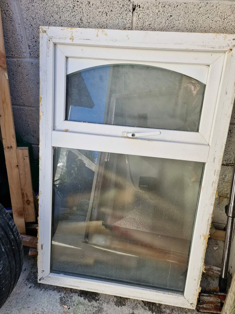 Selection of brand new windows - Image 1