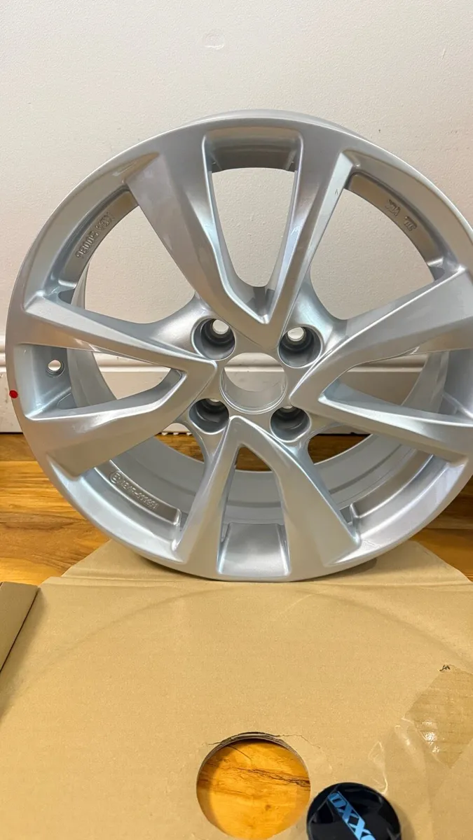 Alloys wheels - Image 1