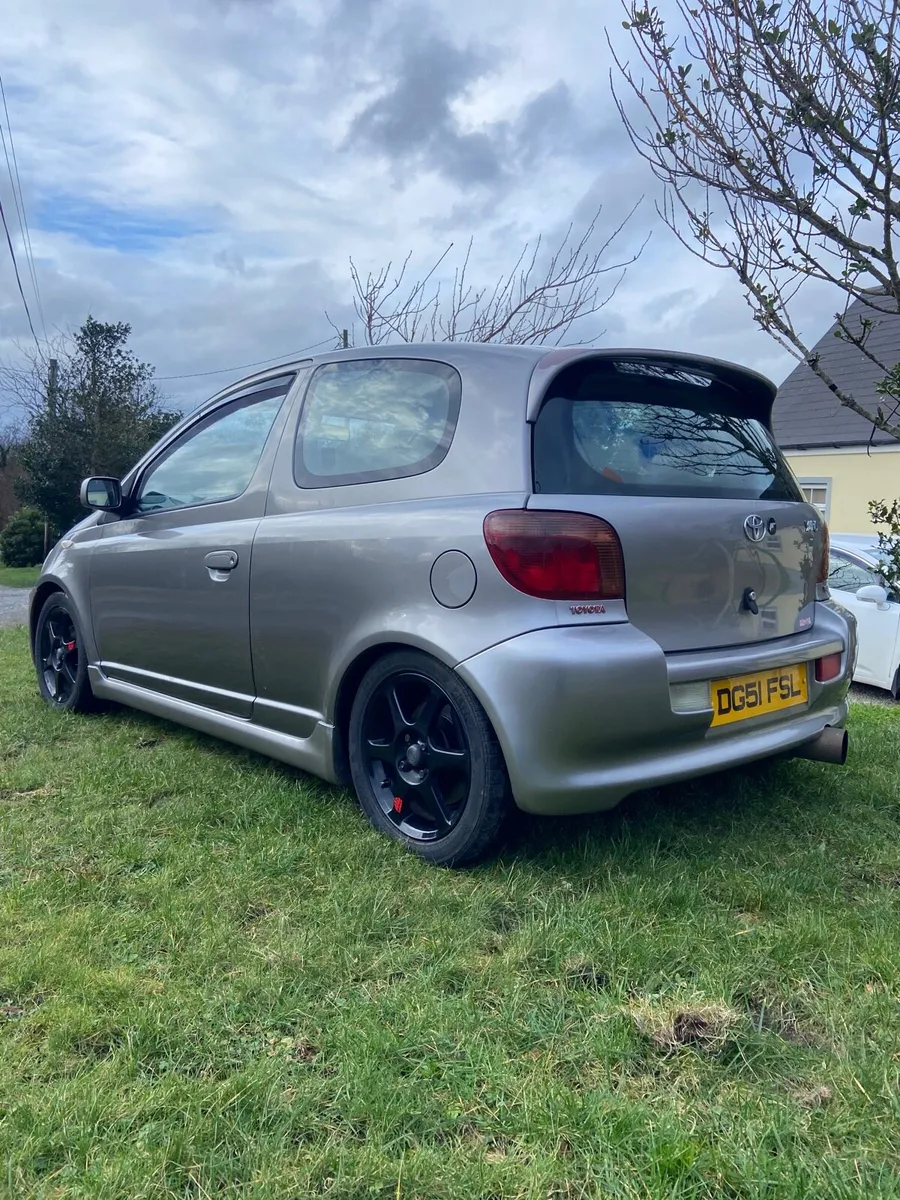 TSport Toyota Yaris - Image 4