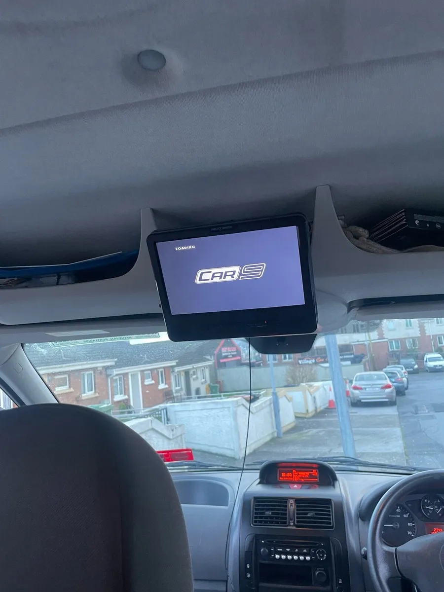 Crew Cab Van - Image 4