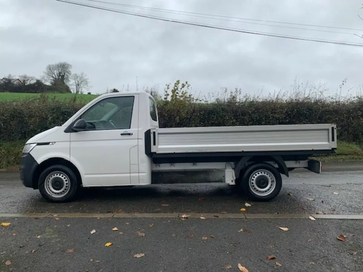 Volkswagen Transporter 2022 - Image 1