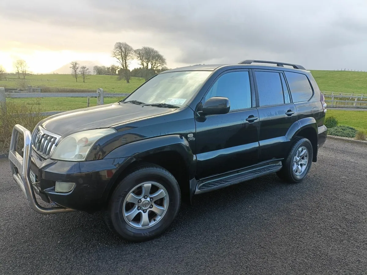 Toyota Land Cruiser 2007 manual crewcab - Image 4