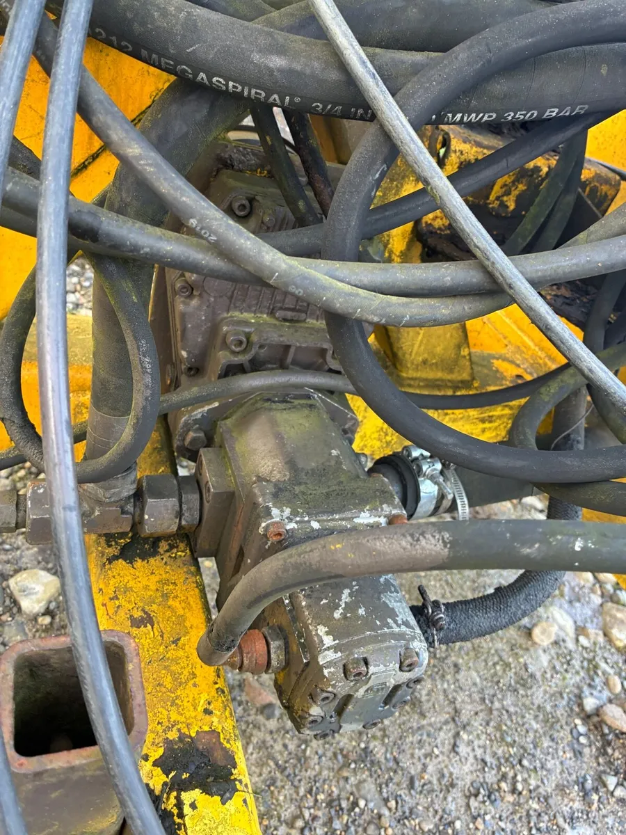 Hedge cutter - Image 2