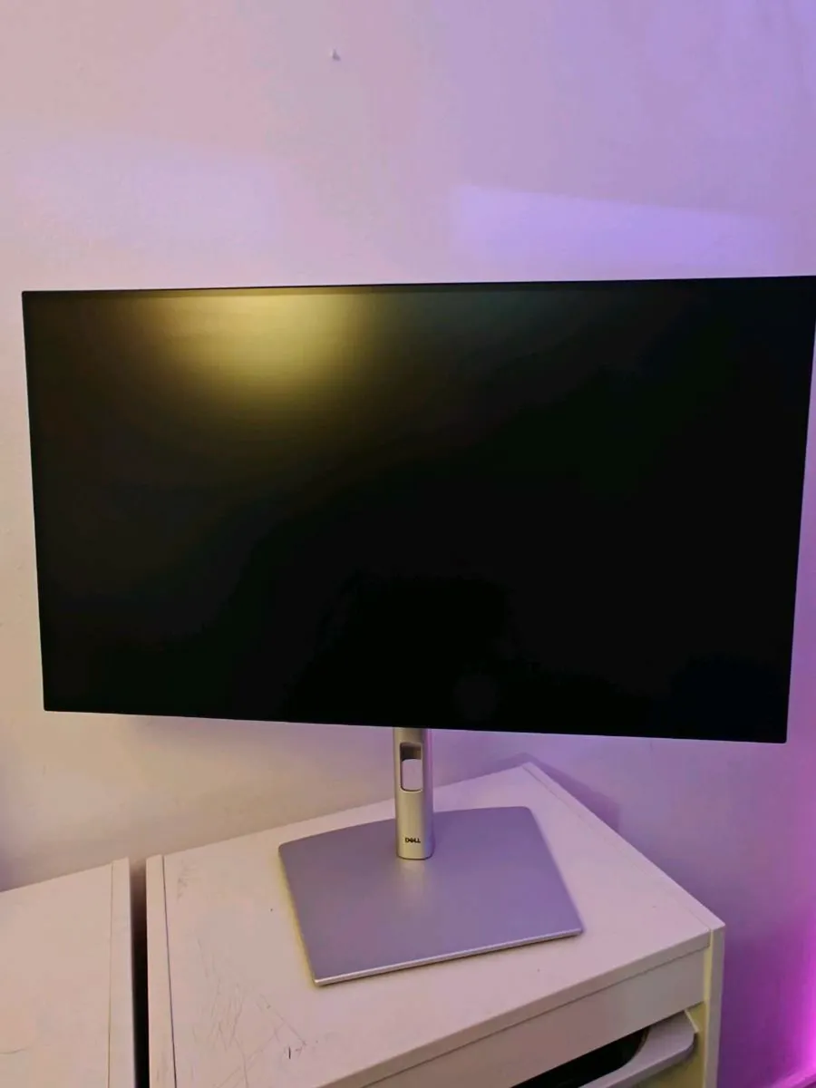 Dell U2722d  27” QHD Monitor - Image 2