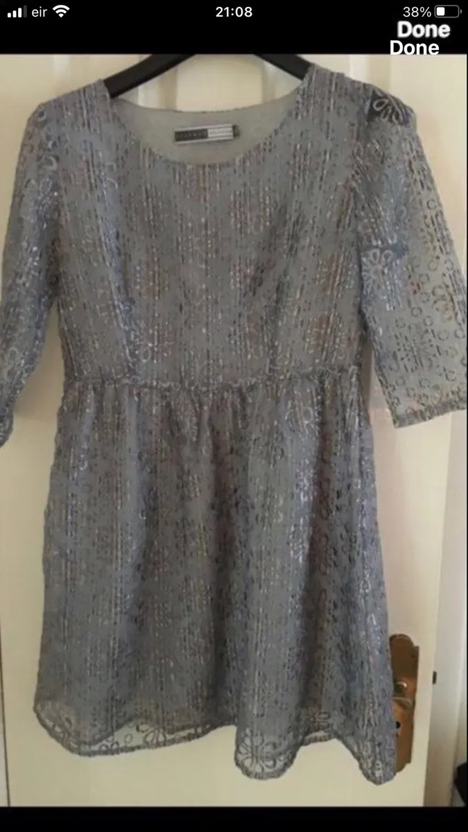 Ladies stunning dress size 10 €15 - Image 1