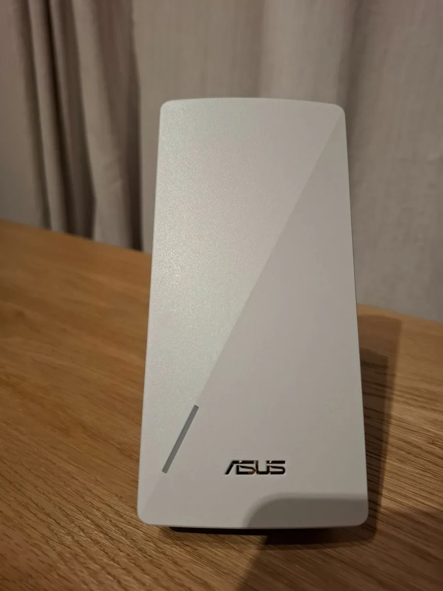ASUS RP-AX56 WiFi 6 Range Extender (AX1800) - Image 1