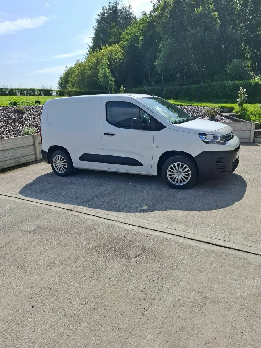Citroen Berlingo 2020 - Image 2