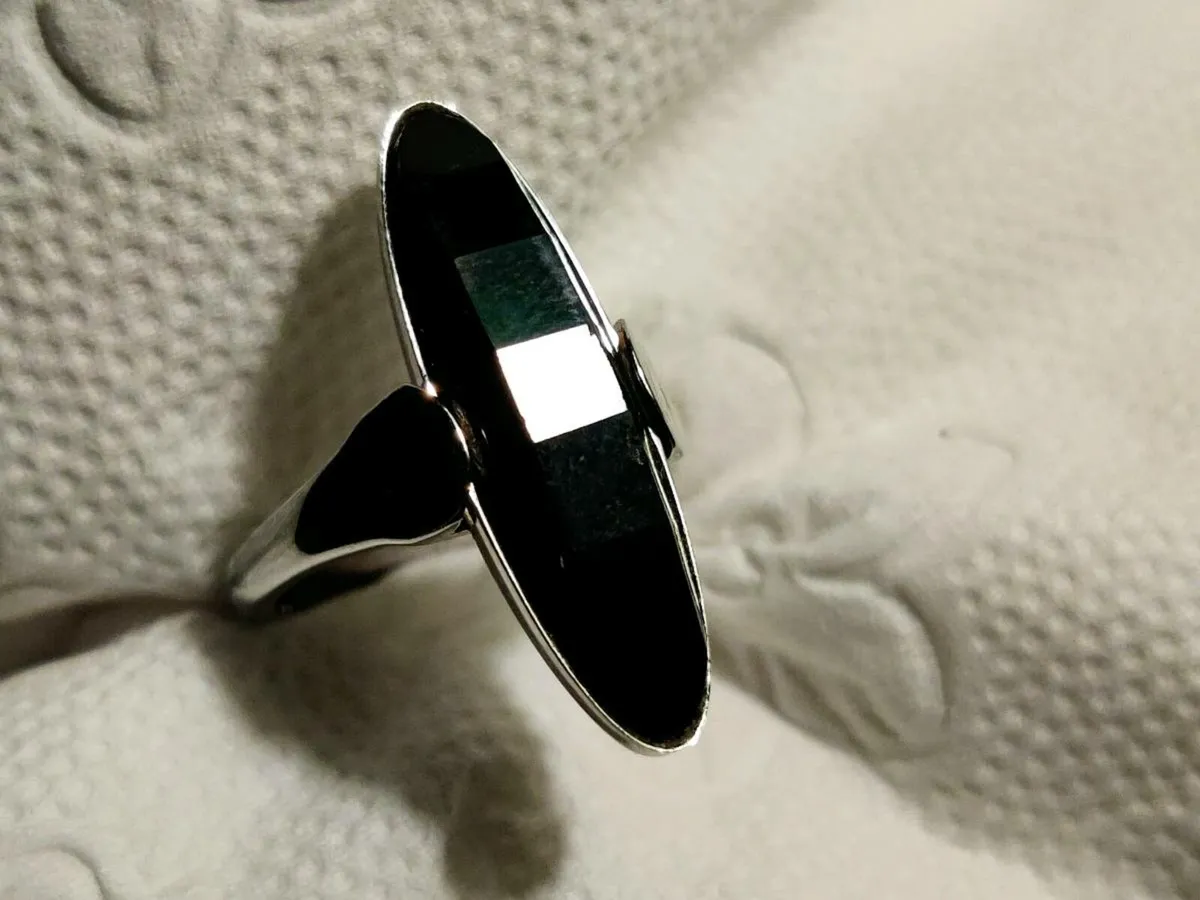 CALVIN KLEIN, Genuine Designer New Black Onyx Ring - Image 1