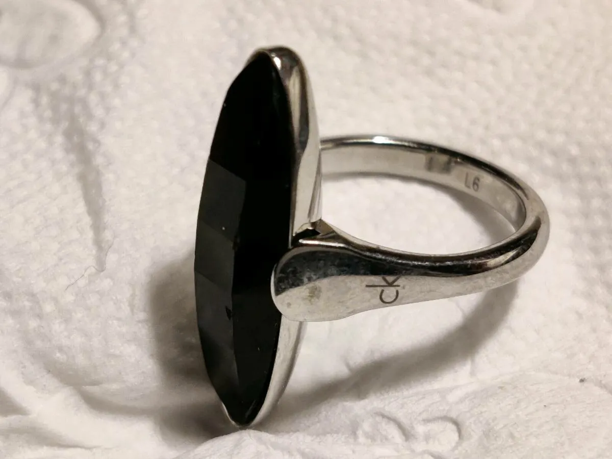CALVIN KLEIN, Genuine Designer New Black Onyx Ring - Image 2