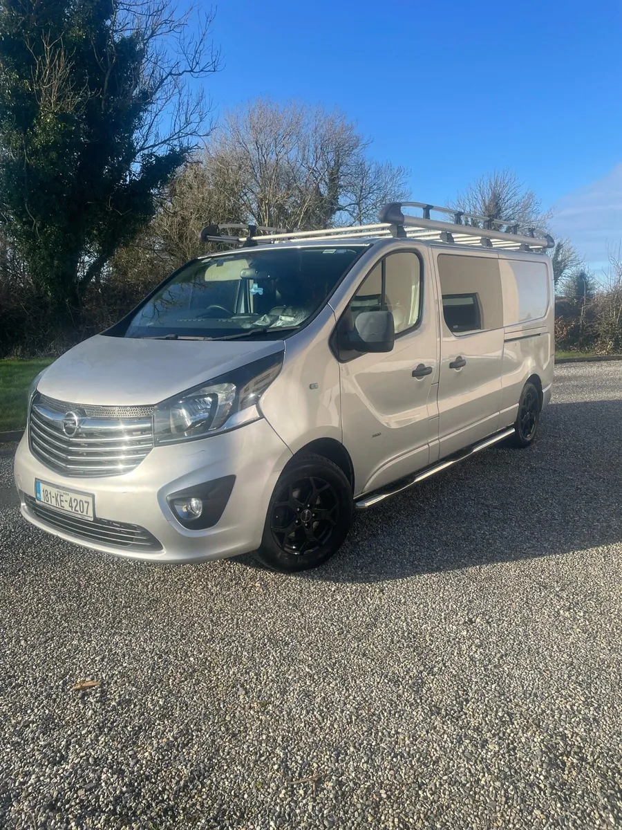 Crew cab vivaro - Image 1