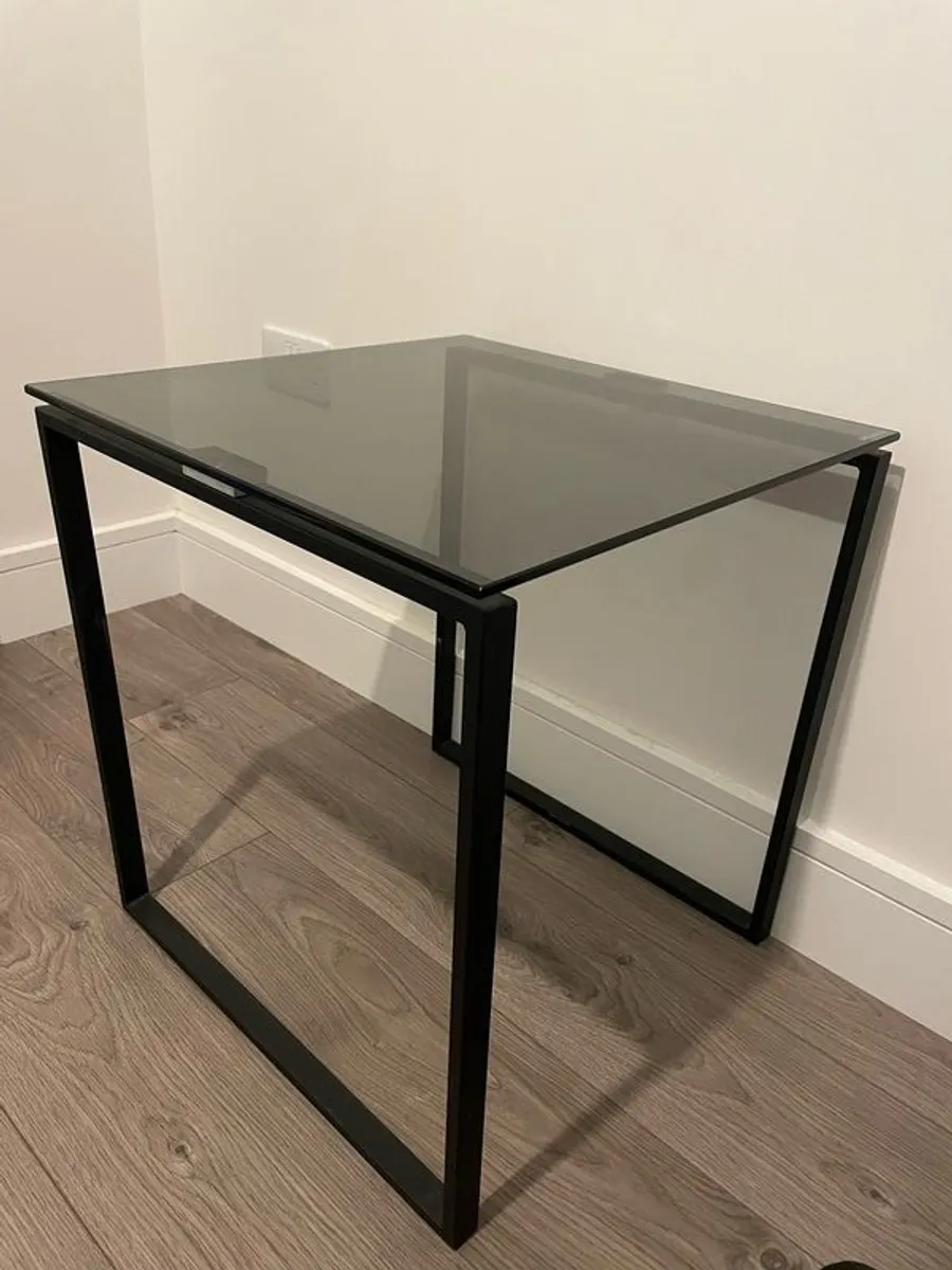 Side Table smoked black glass - Image 1