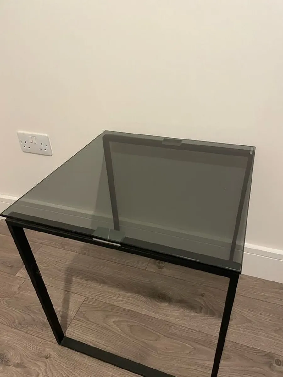 Side Table smoked black glass - Image 2