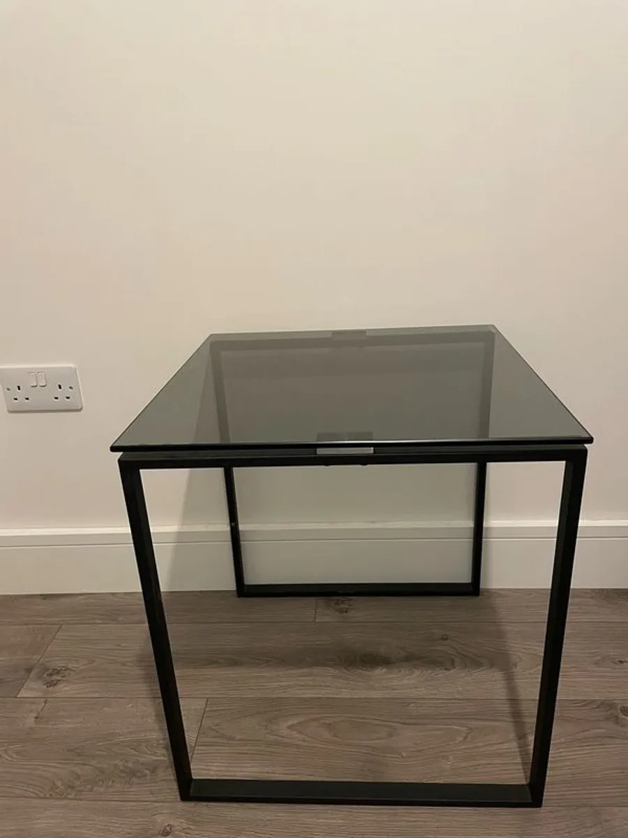Side Table smoked black glass - Image 3