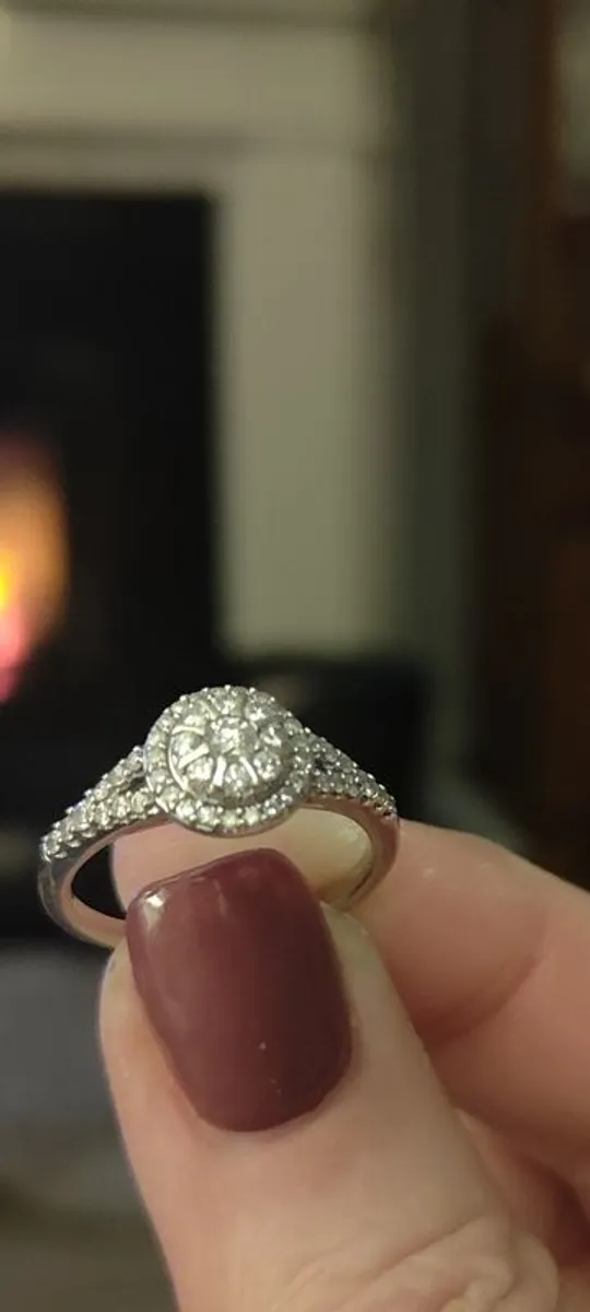 Vintage style pave diamond ring - Image 2