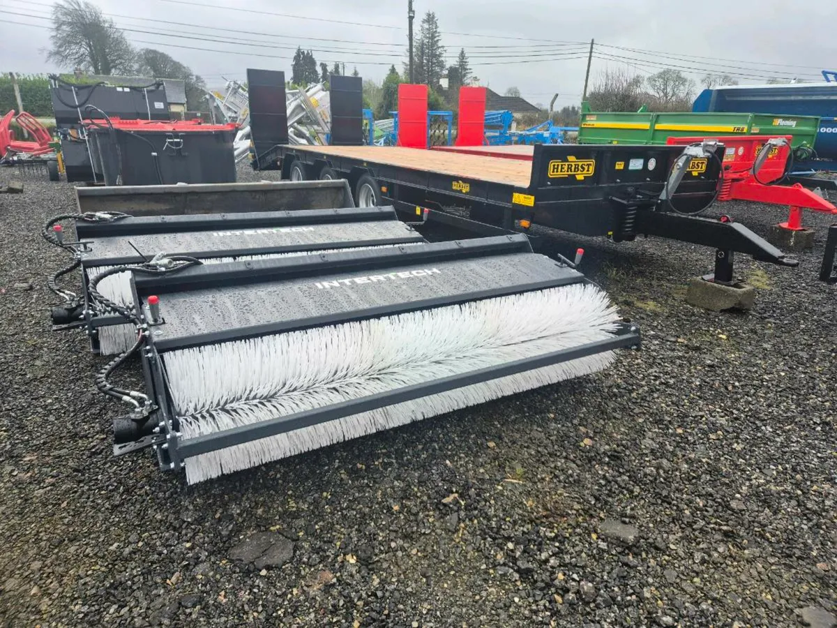 Intertech roadsweepers - Image 2