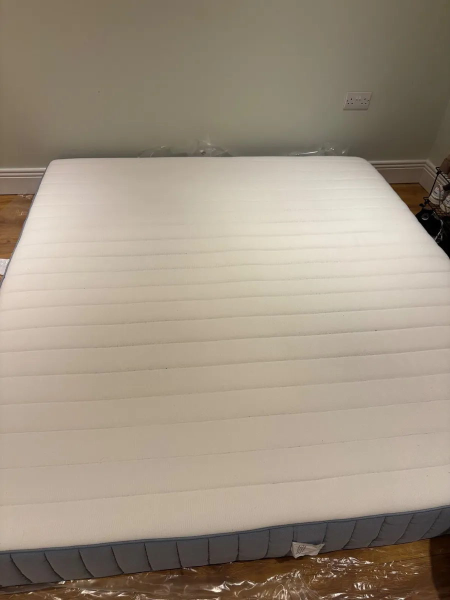 Mattress Super King IKEA + bedding included - Image 1