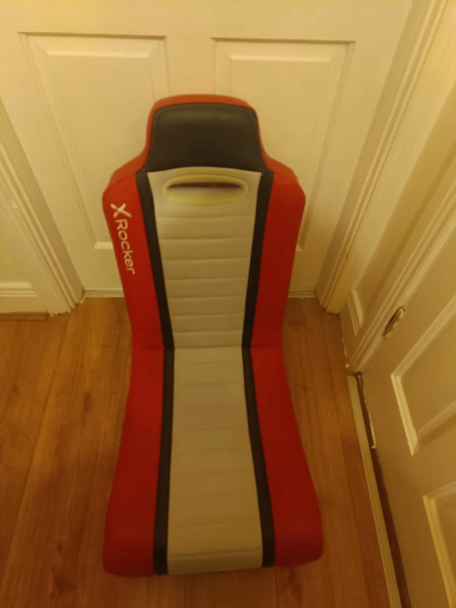 Gaming chair - Image 1