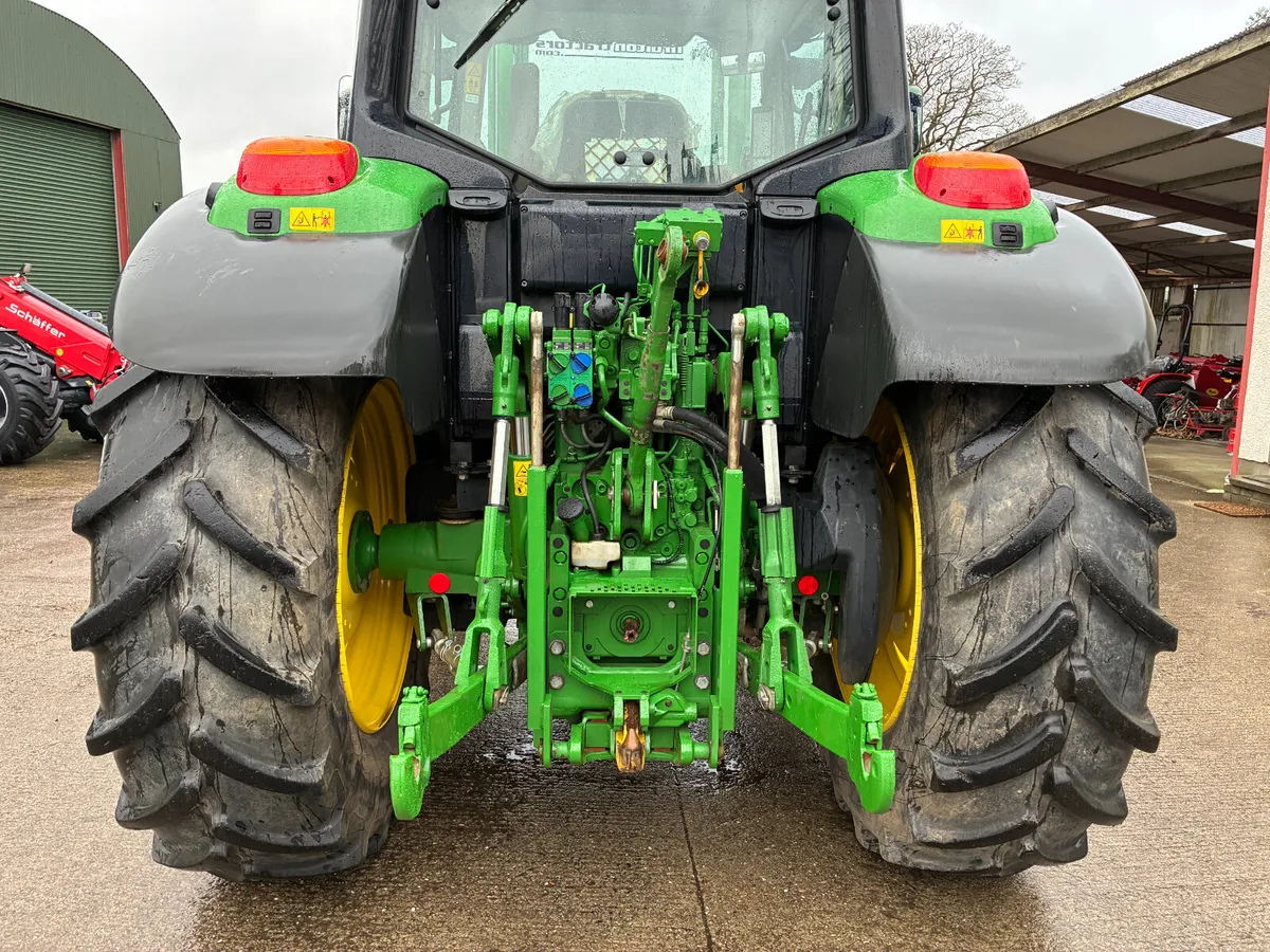 John Deere 6120M - Image 2