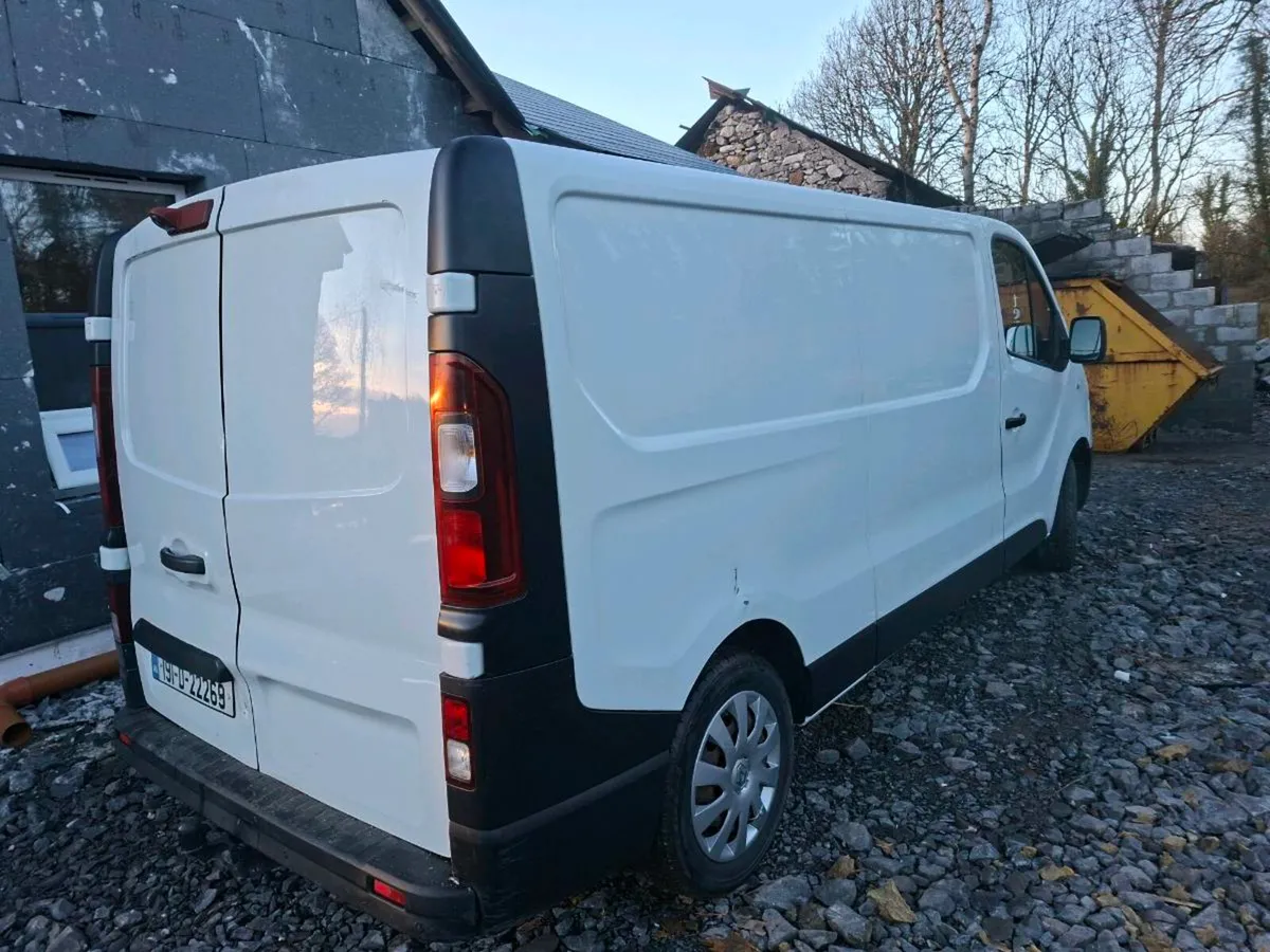 2019 Renault trafic (ON HOLD) - Image 3