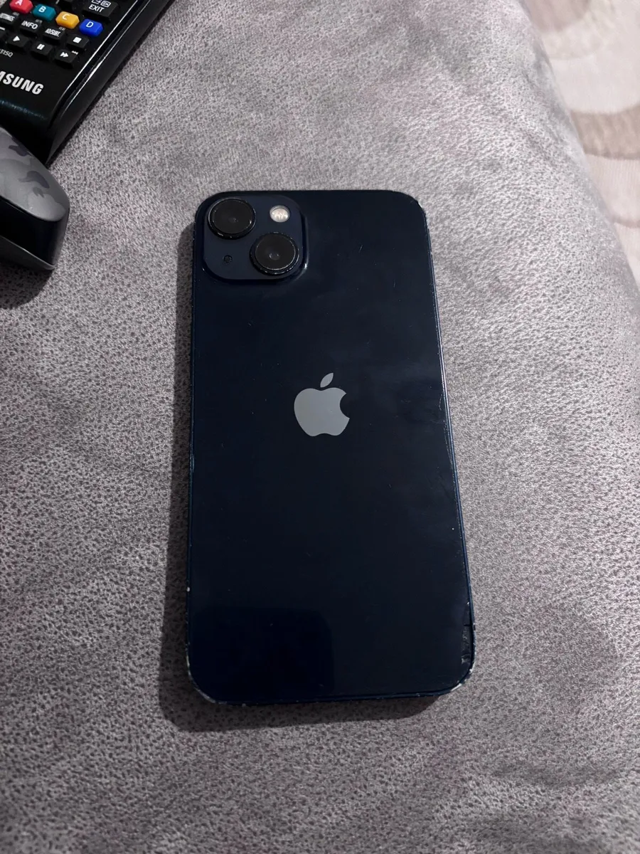 iPhone 13 - Image 1