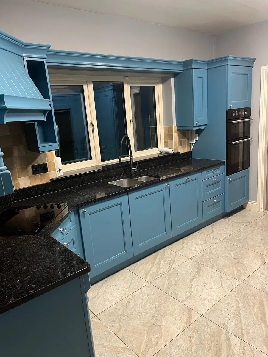 Kitchen and utility - Image 1