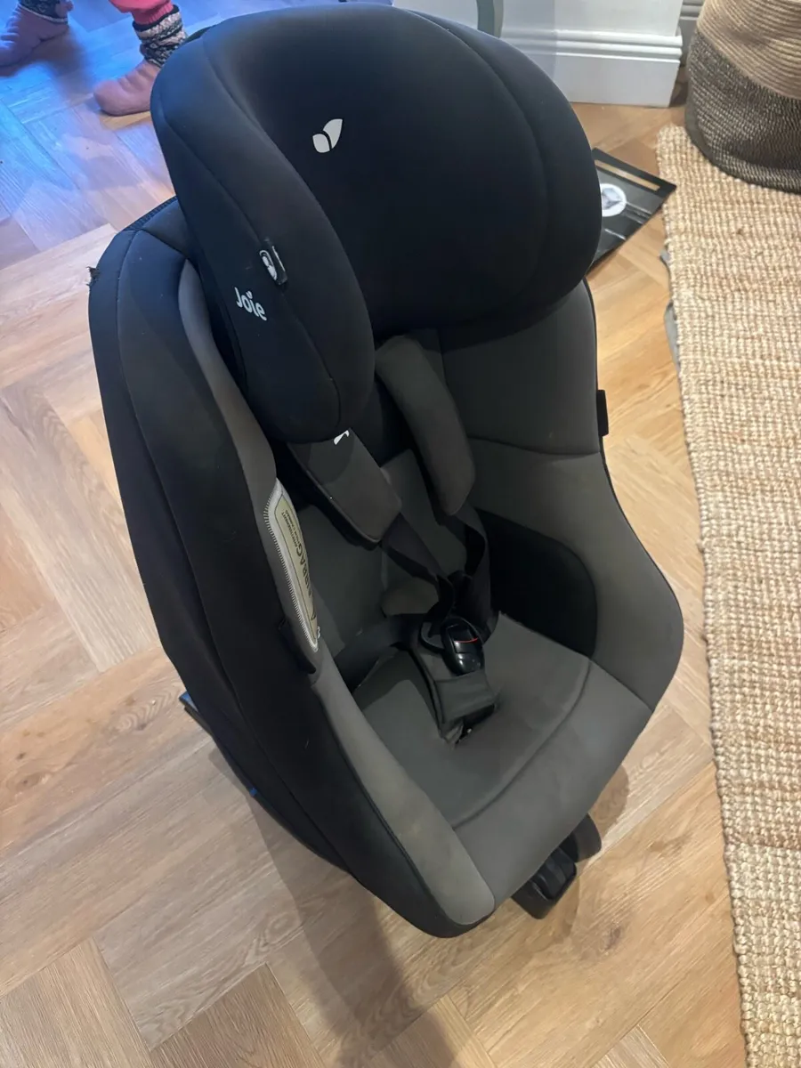 Jole Swivel 360 Car Seat - Image 1