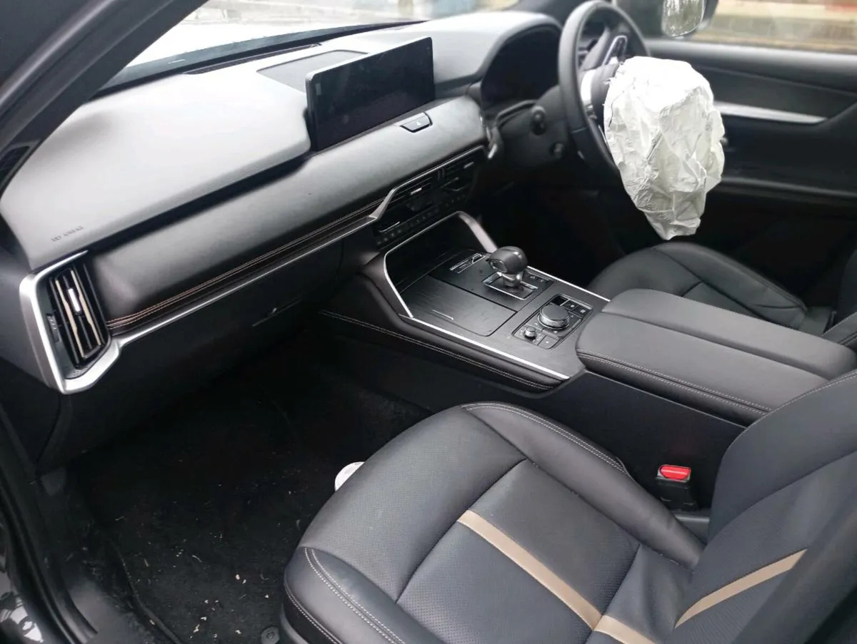 252 mazda Homura CX-60 hybrid plug-in - Image 2